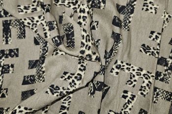 Lady McElroy Animal Symbol - Taupe - Viscose Rickardi Lawn