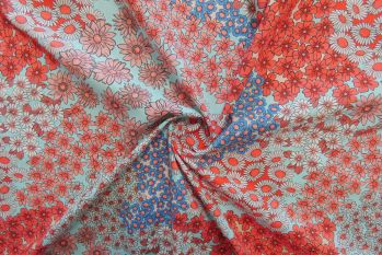 Lady McElroy Floral Clusters - Cotton Marlie-Care Lawn - Remnant - 2.2m